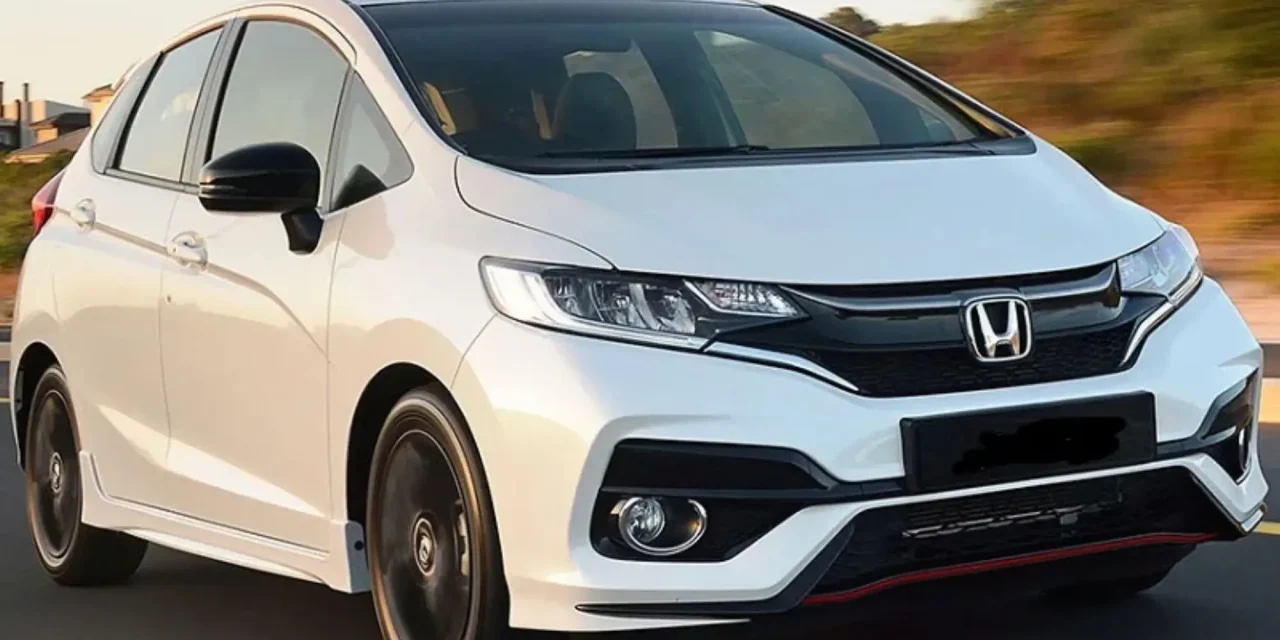 Honda Jazz Salah Satu Mobil Impiannya Anak Muda Irit Dan Murah