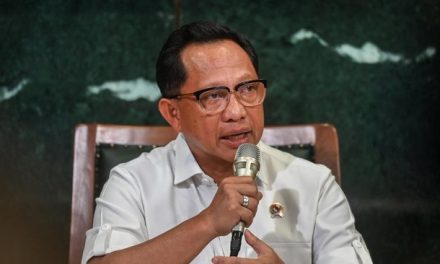 Tito Karnavian Ancam Sanksi Kepala Daerah LiburanSaat Lebaran