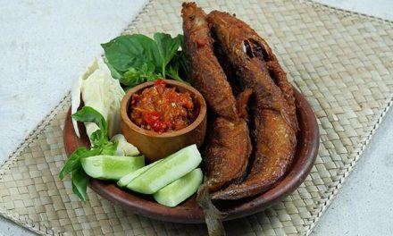 Pecel Lele Salah Satu Hidangan Khas Di Daerah Jawa Lezat