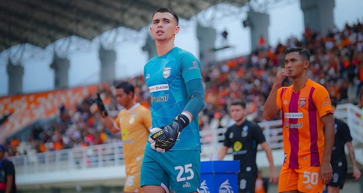 Kiper Borneo FC Nadeo Argawinata Bagi Tips Hadapi Striker Liga 1